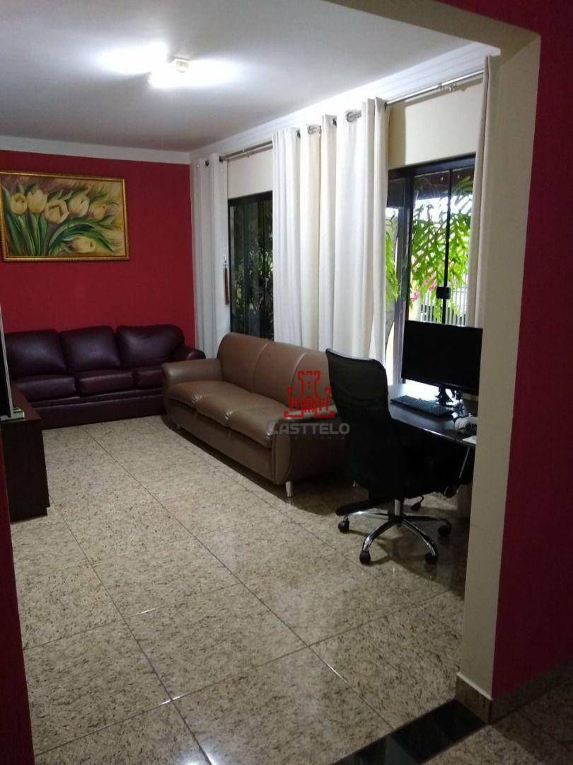 Casa, 3 quartos, 140 m² - Foto 2