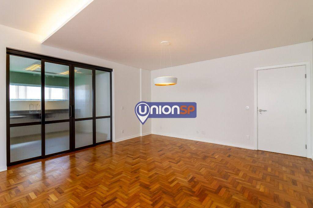 Apartamento à venda com 3 quartos, 180m² - Foto 4