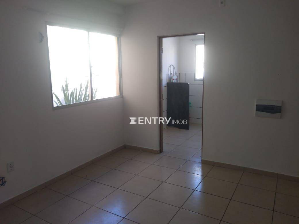 Apartamento à venda com 2 quartos, 45m² - Foto 11