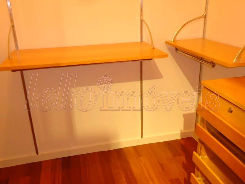 Apartamento para alugar com 3 quartos, 180m² - Foto 17