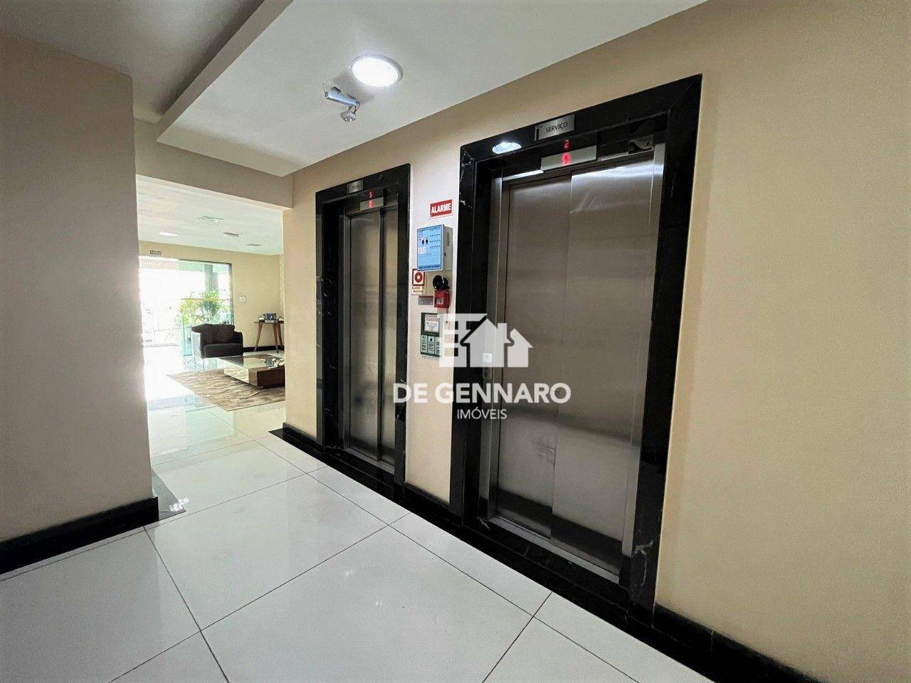 Apartamento à venda com 3 quartos, 180m² - Foto 5