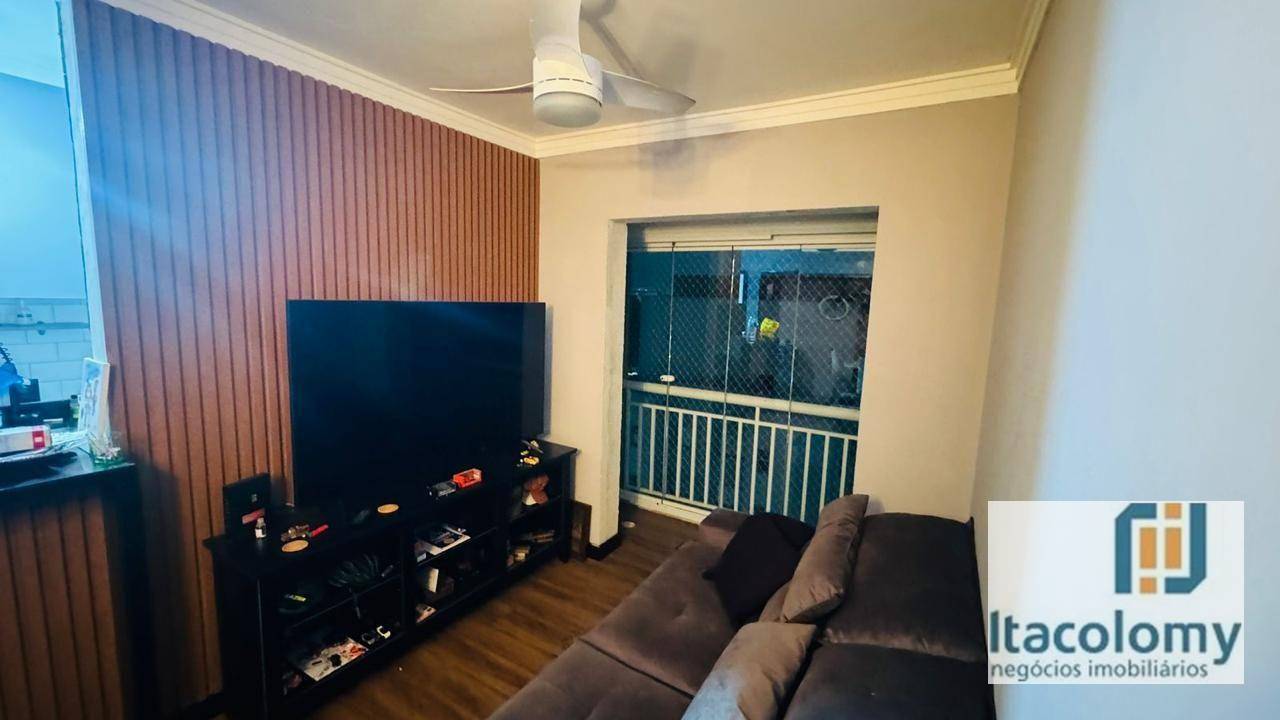 Apartamento à venda com 2 quartos, 57m² - Foto 4