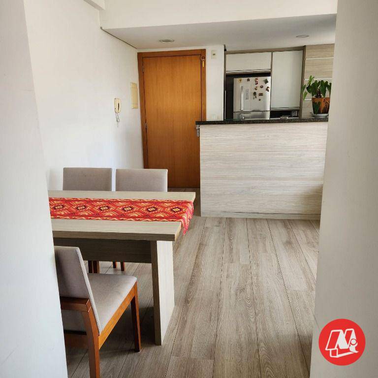 Apartamento à venda com 2 quartos, 61m² - Foto 3