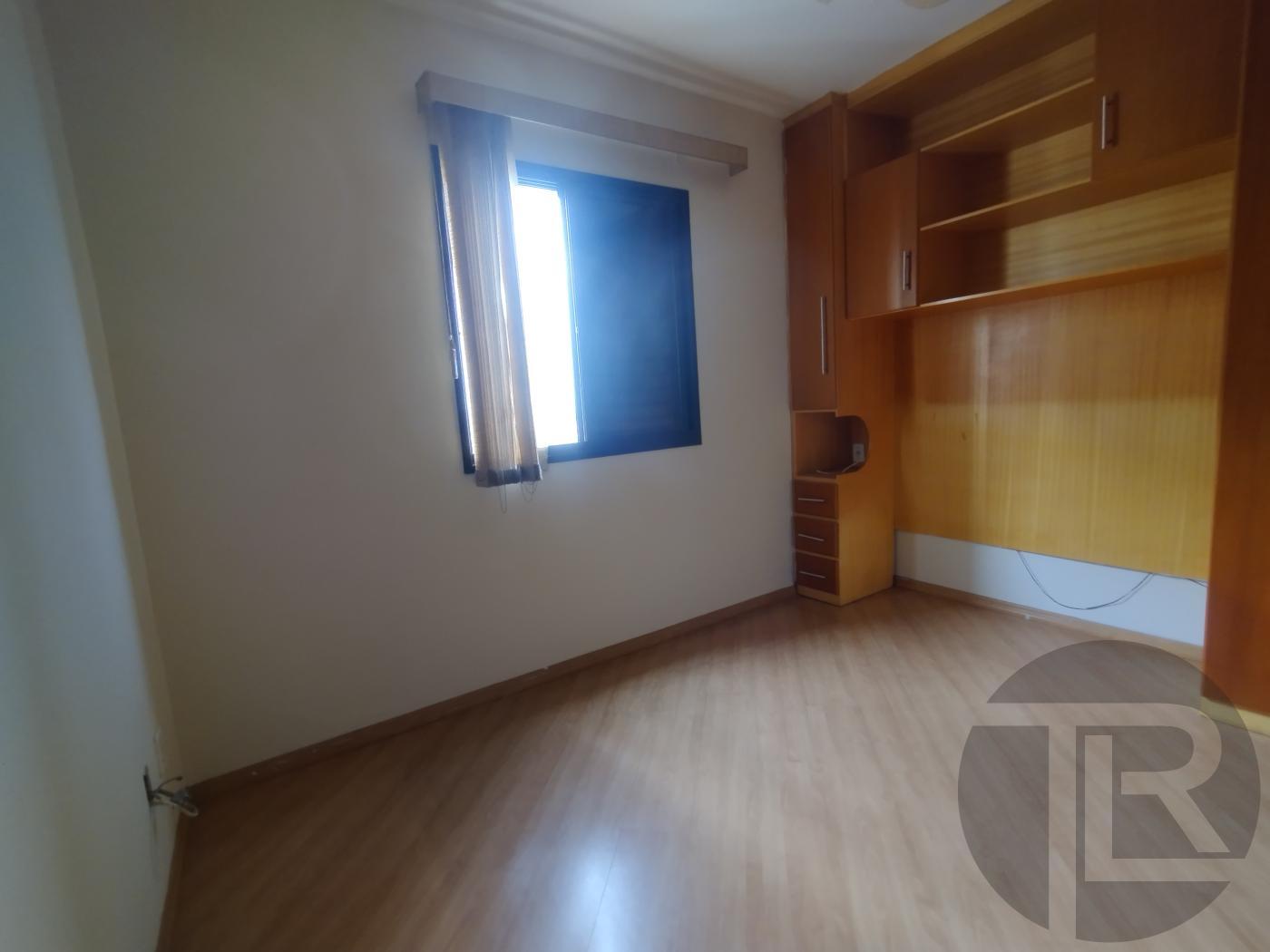 Apartamento à venda com 3 quartos, 66m² - Foto 11