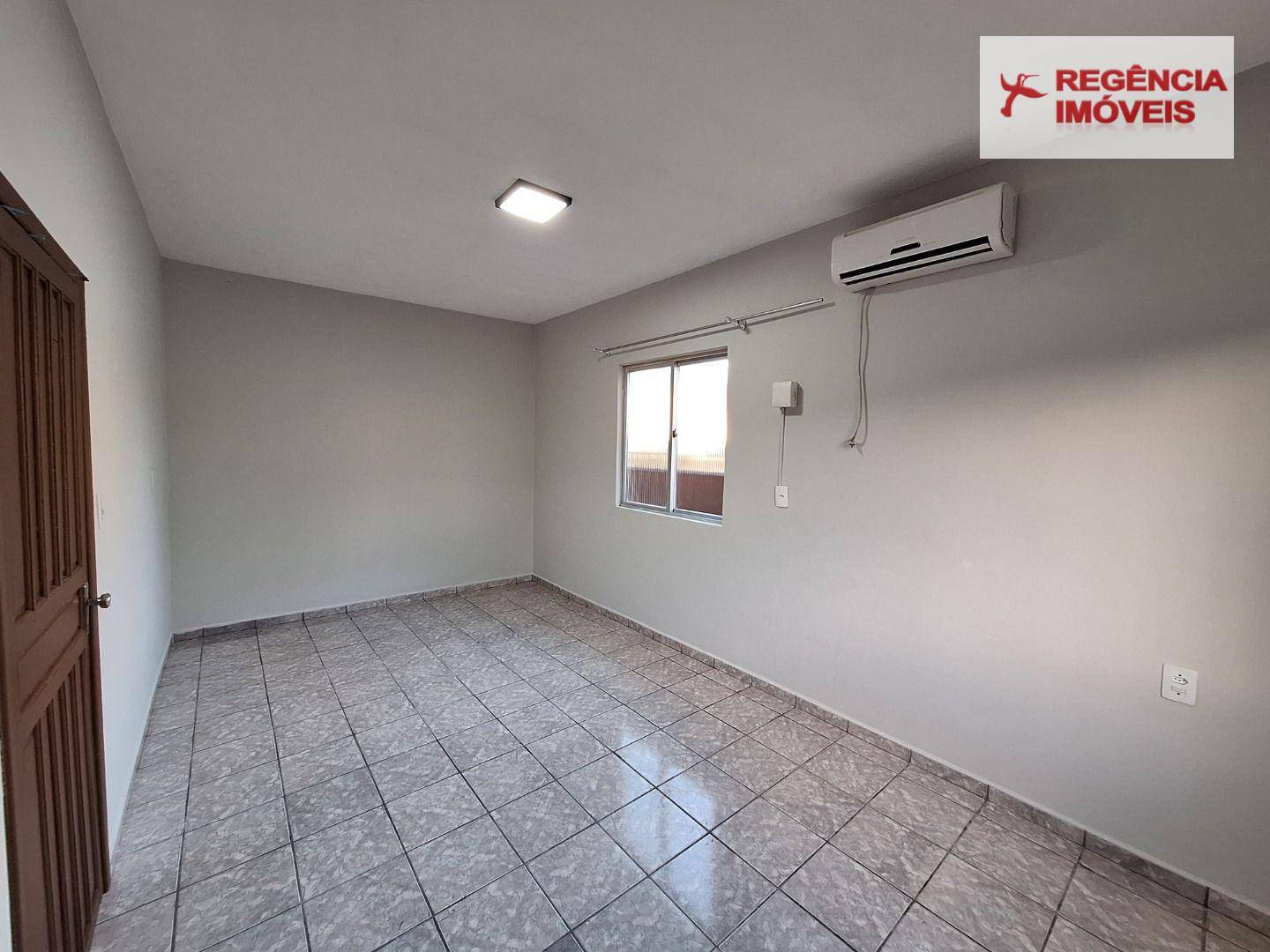 Casa à venda com 3 quartos, 100m² - Foto 41