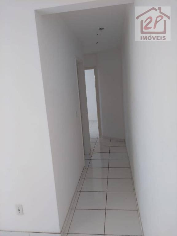 Apartamento à venda com 2 quartos, 46m² - Foto 3