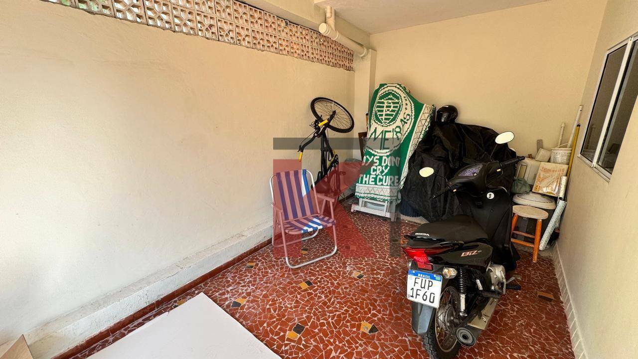 Apartamento à venda com 3 quartos, 76m² - Foto 18