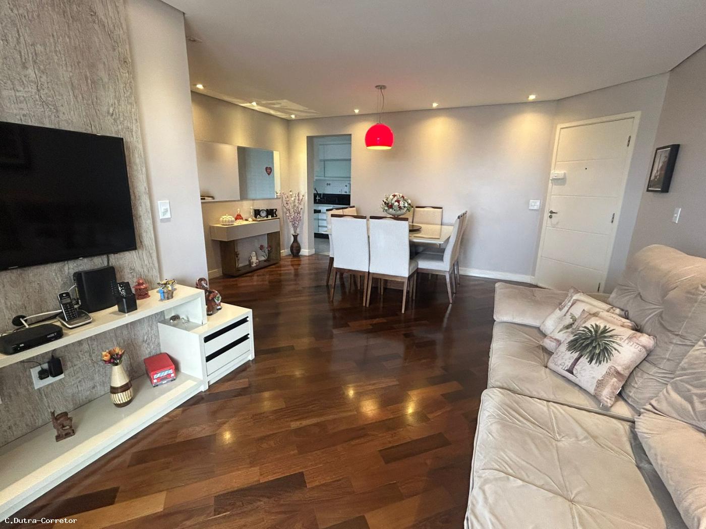 Apartamento à venda com 2 quartos, 76m² - Foto 7