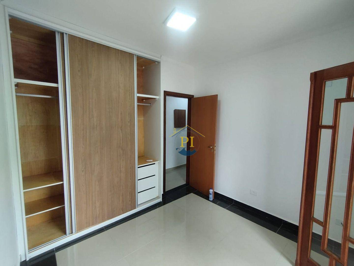 Casa à venda com 3 quartos, 1m² - Foto 12