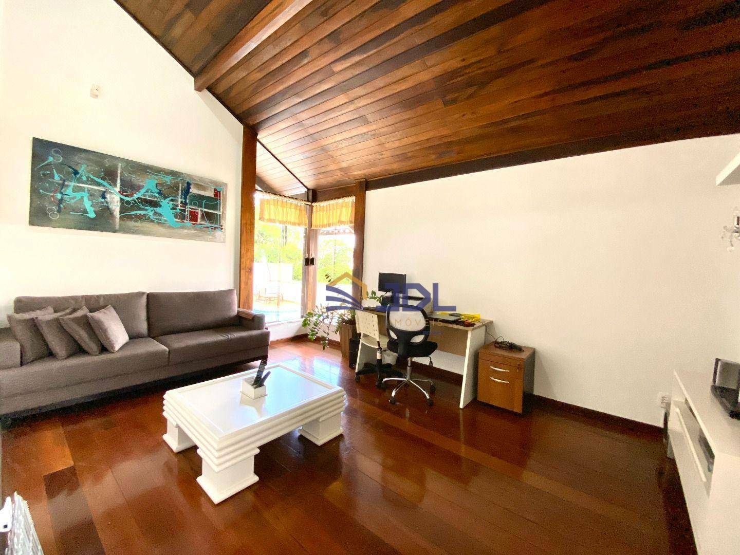 Casa à venda com 4 quartos, 256m² - Foto 9