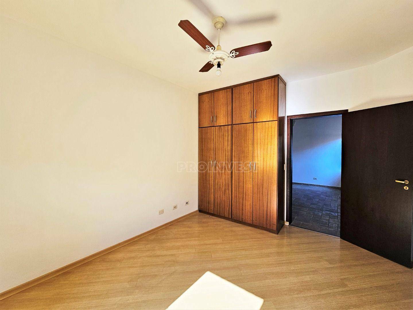 Casa de Condomínio à venda com 4 quartos, 426m² - Foto 19