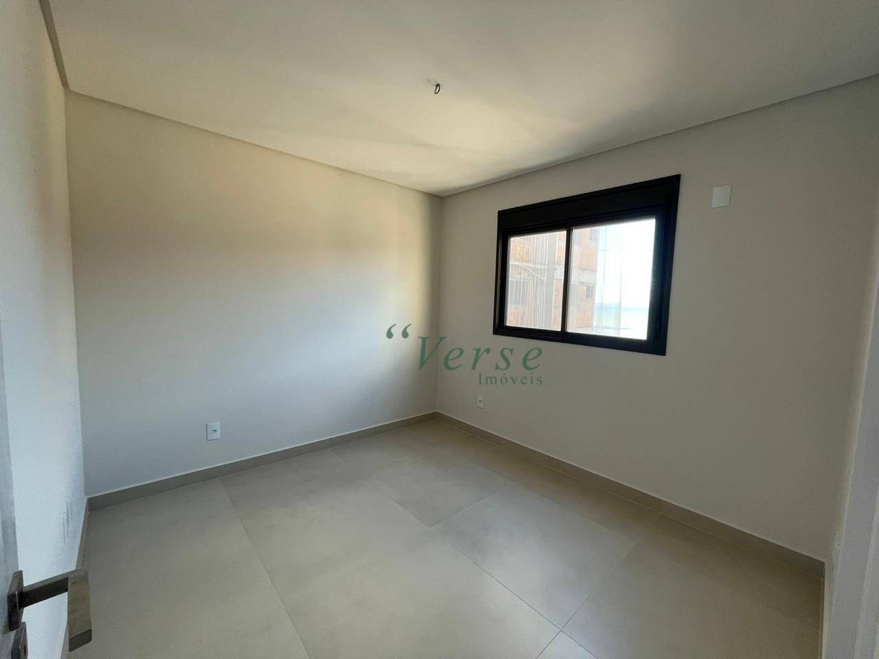 Apartamento à venda com 2 quartos, 72m² - Foto 7