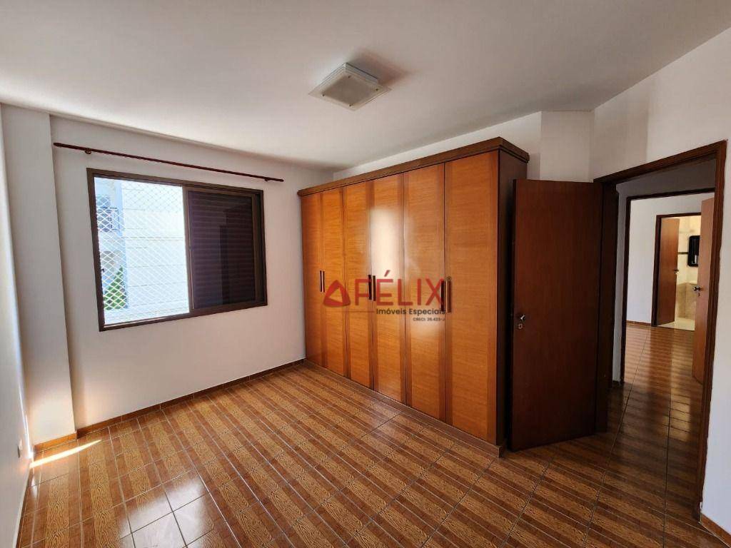 Apartamento à venda com 3 quartos, 111m² - Foto 9