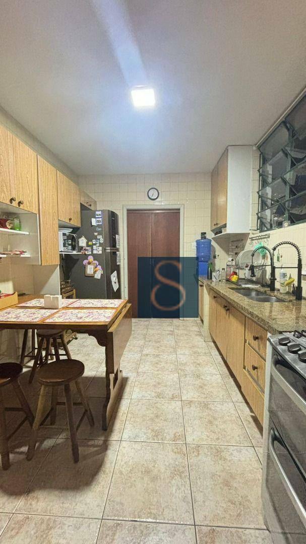 Sobrado à venda com 3 quartos, 450m² - Foto 21