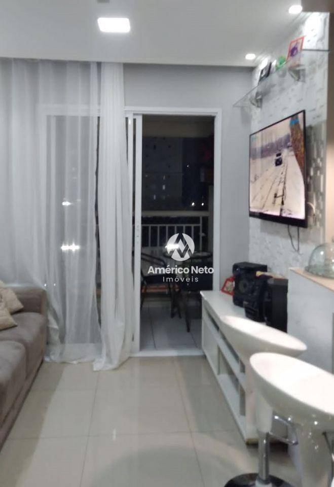 Apartamento à venda com 2 quartos, 63m² - Foto 2