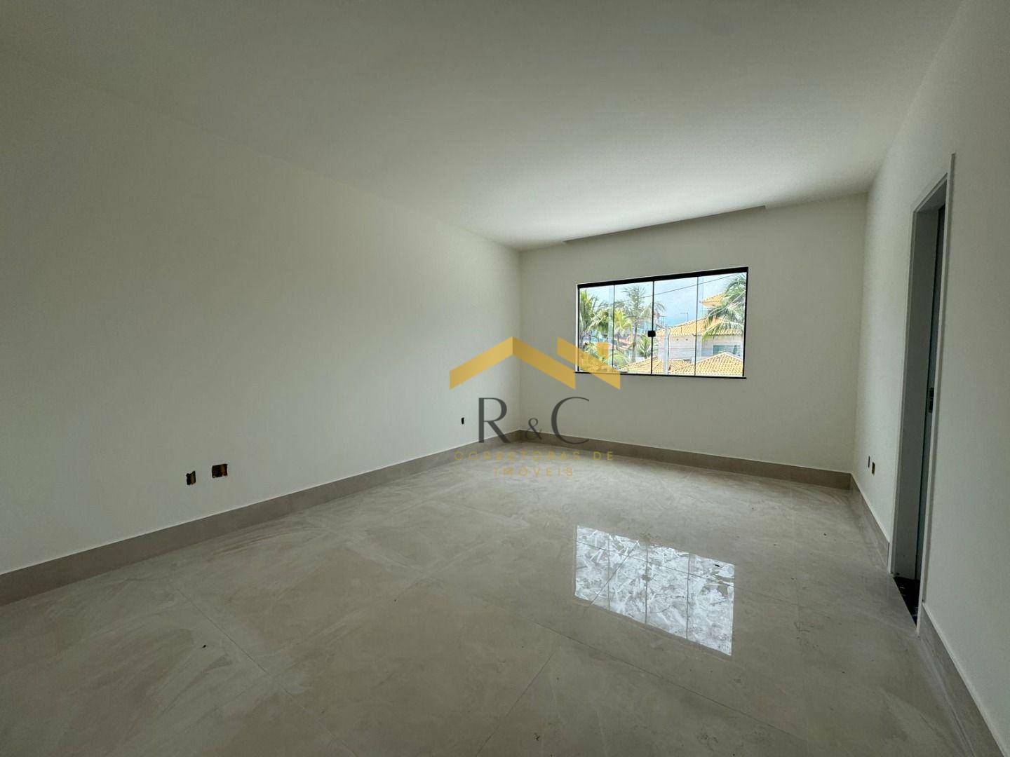 Casa à venda com 3 quartos, 150m² - Foto 14