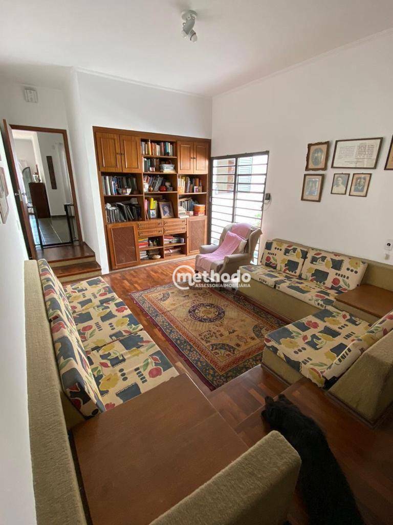 Casa à venda com 3 quartos, 206m² - Foto 5