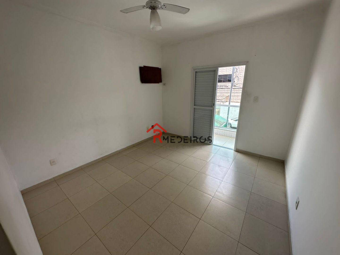 Casa à venda com 3 quartos, 120m² - Foto 7