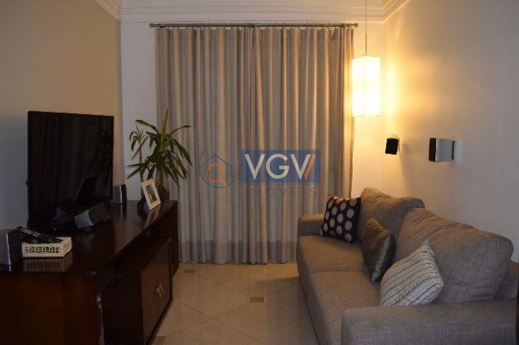 Apartamento à venda com 3 quartos, 76m² - Foto 1