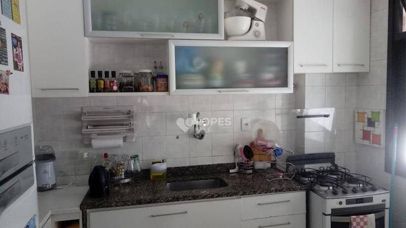 Apartamento à venda com 3 quartos, 170m² - Foto 13