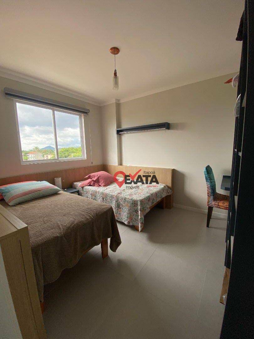 Apartamento à venda com 2 quartos, 78m² - Foto 3