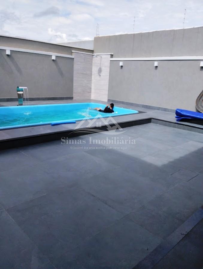 Casa à venda com 3 quartos, 265m² - Foto 2