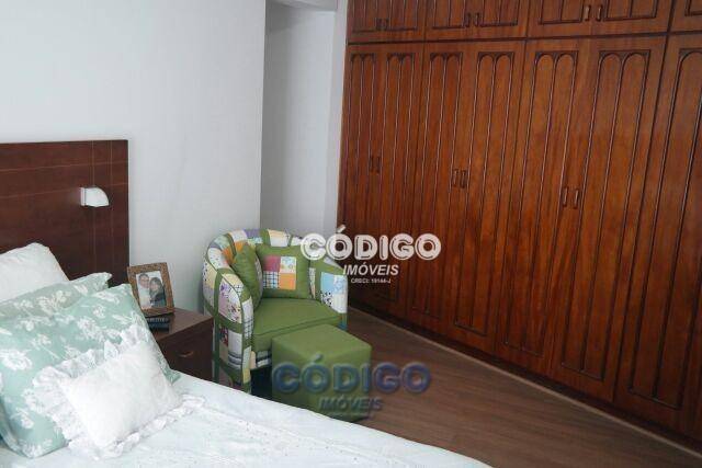 Apartamento à venda com 3 quartos, 98m² - Foto 10