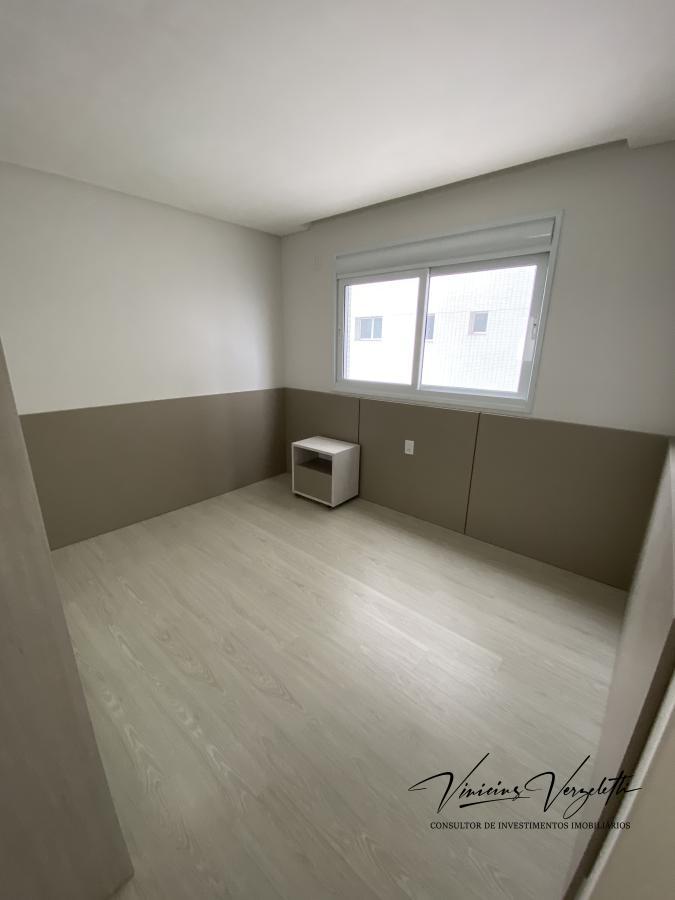 Apartamento à venda com 4 quartos, 237m² - Foto 23