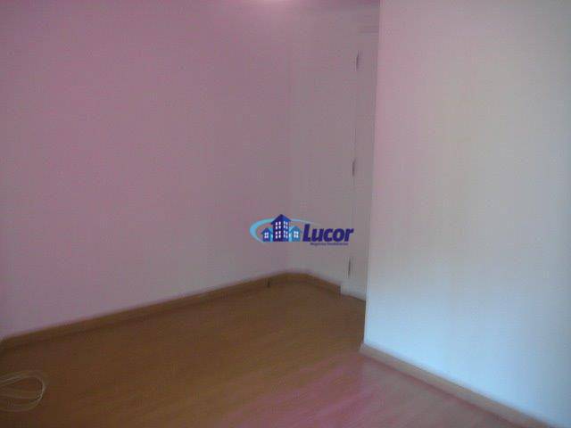 Apartamento à venda com 4 quartos, 208m² - Foto 32