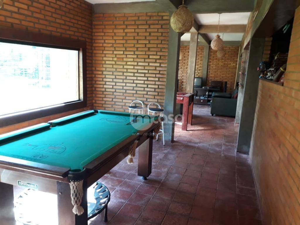 Casa à venda com 4 quartos, 240m² - Foto 7