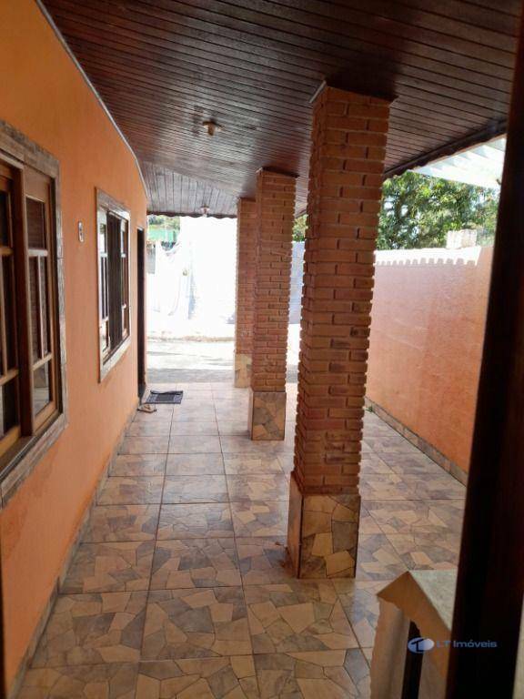 Chácara à venda e aluguel com 6 quartos, 1300m² - Foto 10