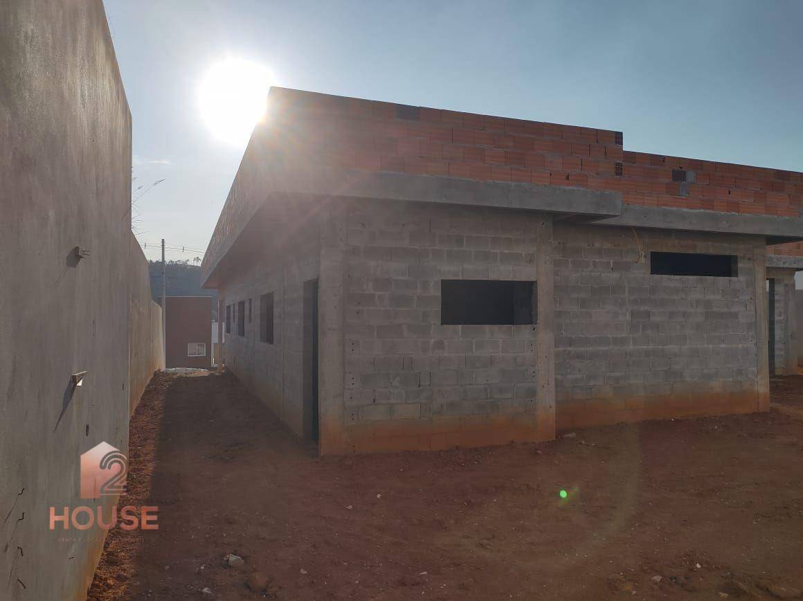 Casa de Condomínio à venda com 3 quartos, 360m² - Foto 3