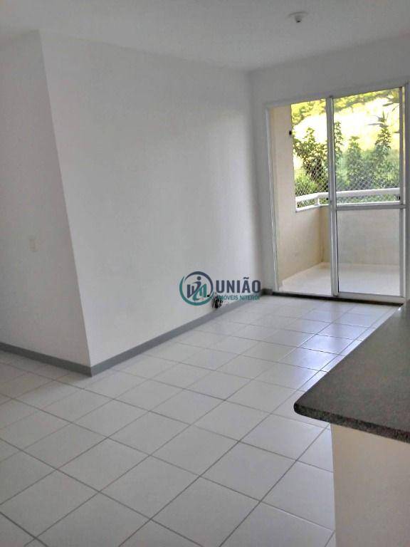 Apartamento à venda com 3 quartos, 70m² - Foto 1