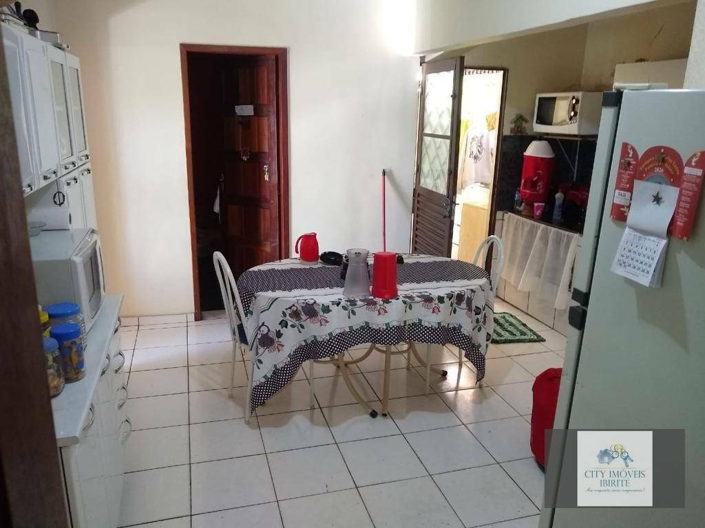 Casa à venda com 3 quartos, 370M2 - Foto 4