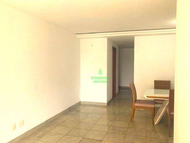 Apartamento à venda com 3 quartos, 124m² - Foto 4