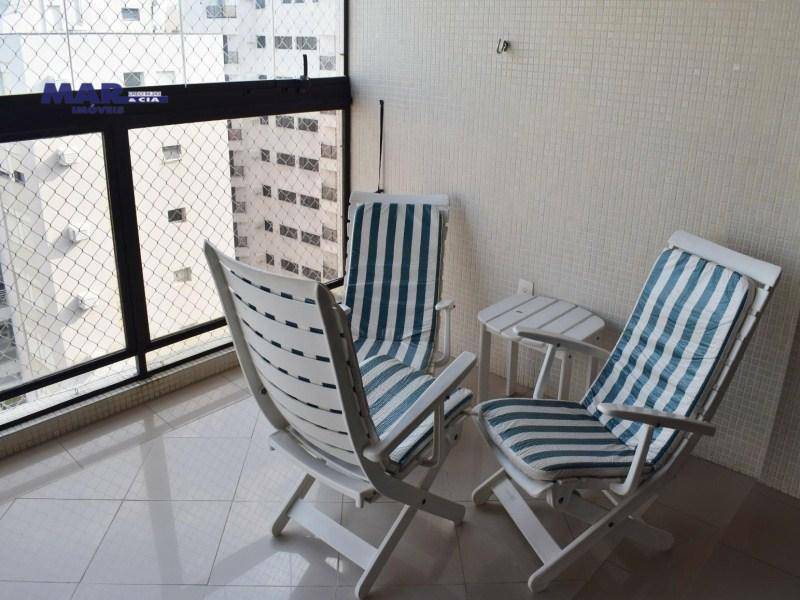 Apartamento à venda com 3 quartos, 210m² - Foto 2