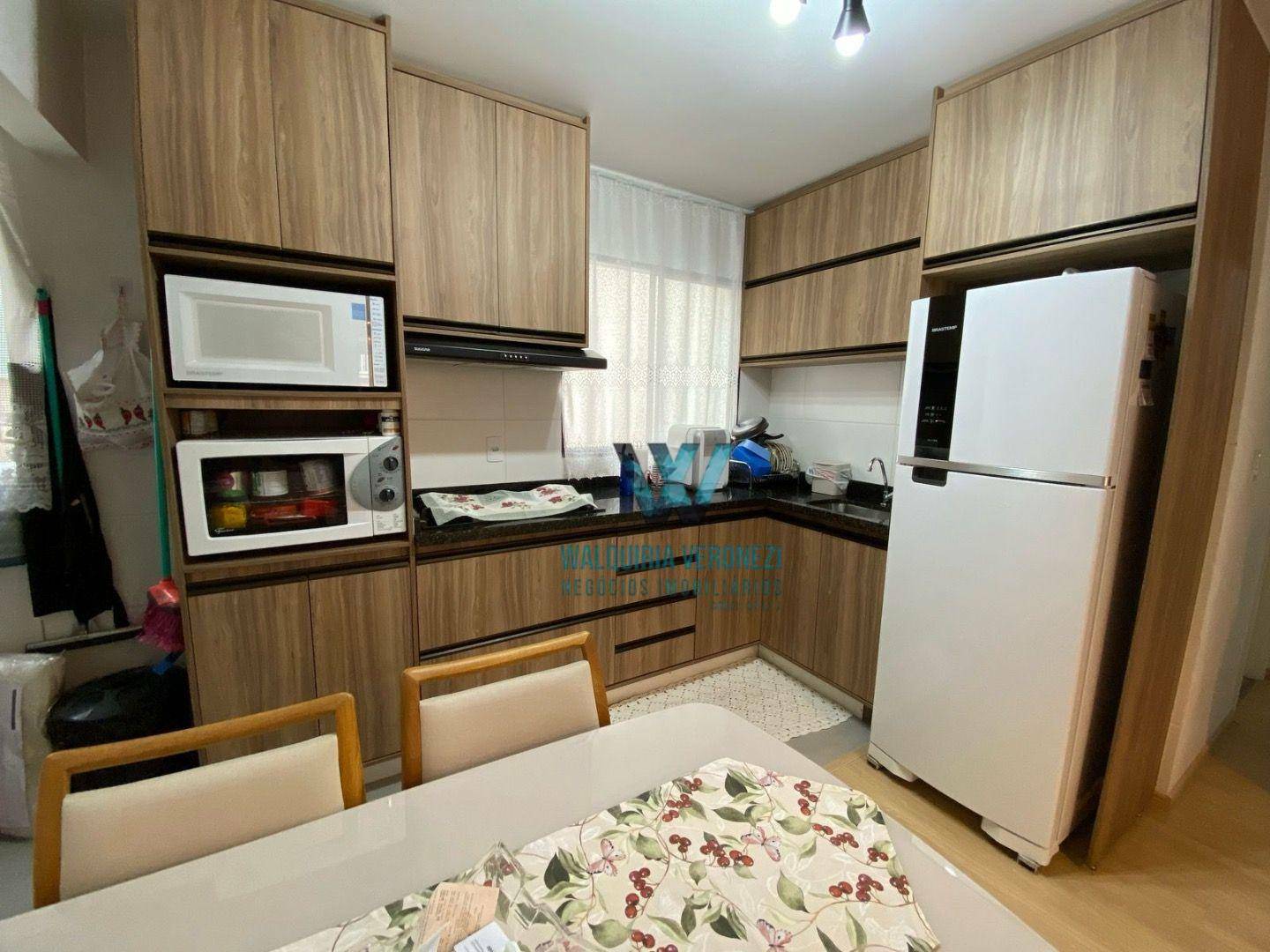 Apartamento à venda com 2 quartos, 75m² - Foto 6