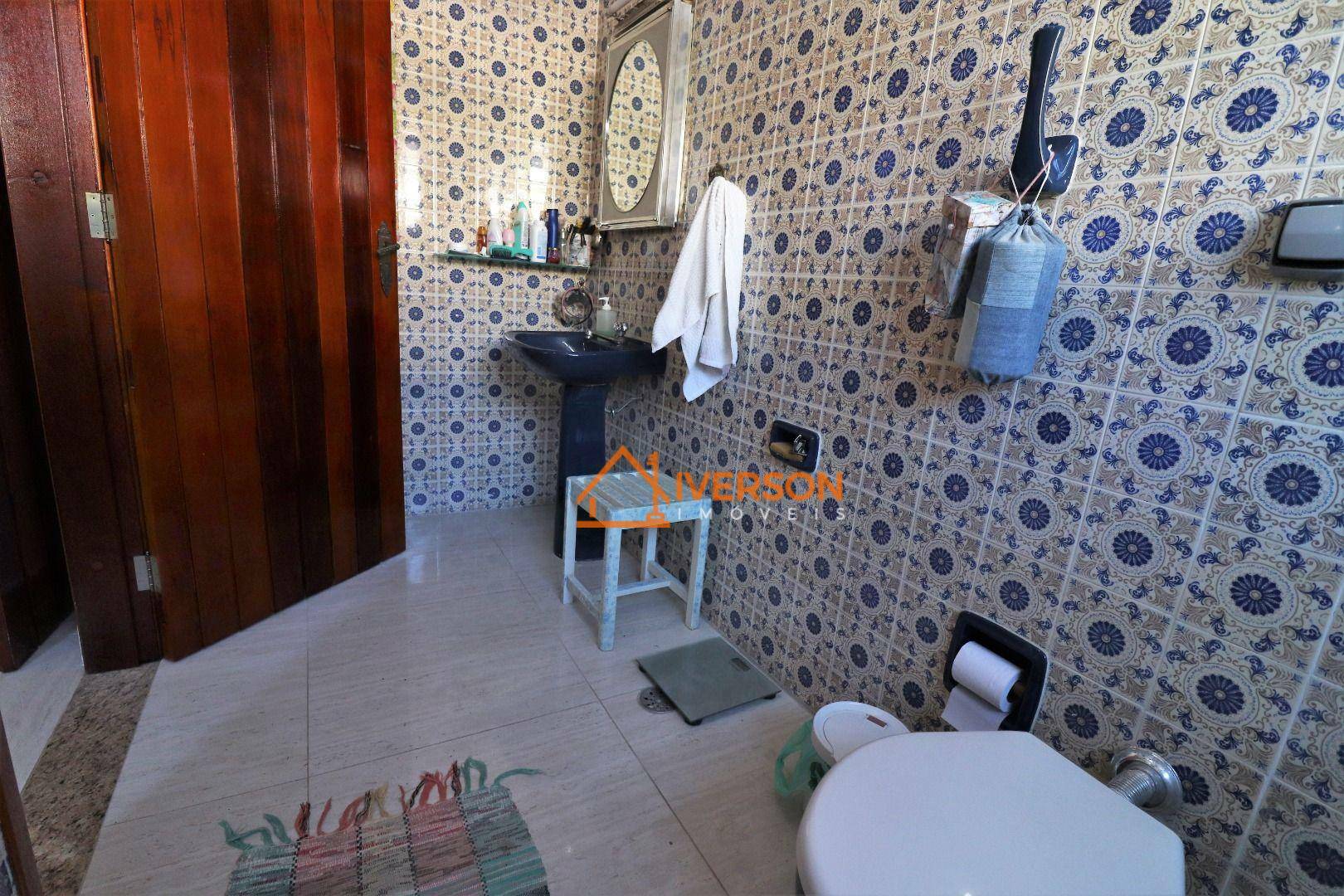 Casa à venda com 3 quartos, 108m² - Foto 14