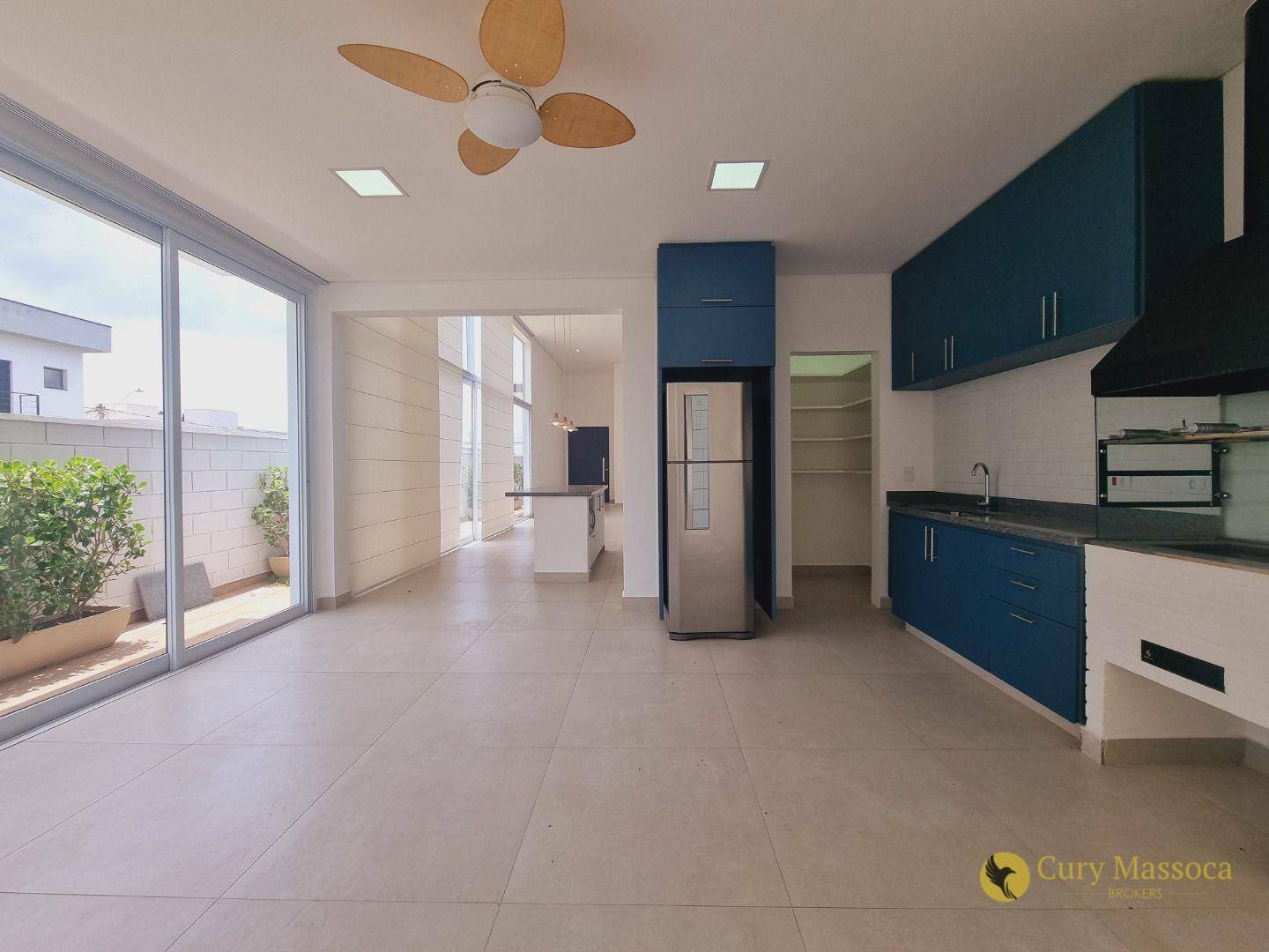 Casa de Condomínio à venda e aluguel com 3 quartos, 350m² - Foto 16