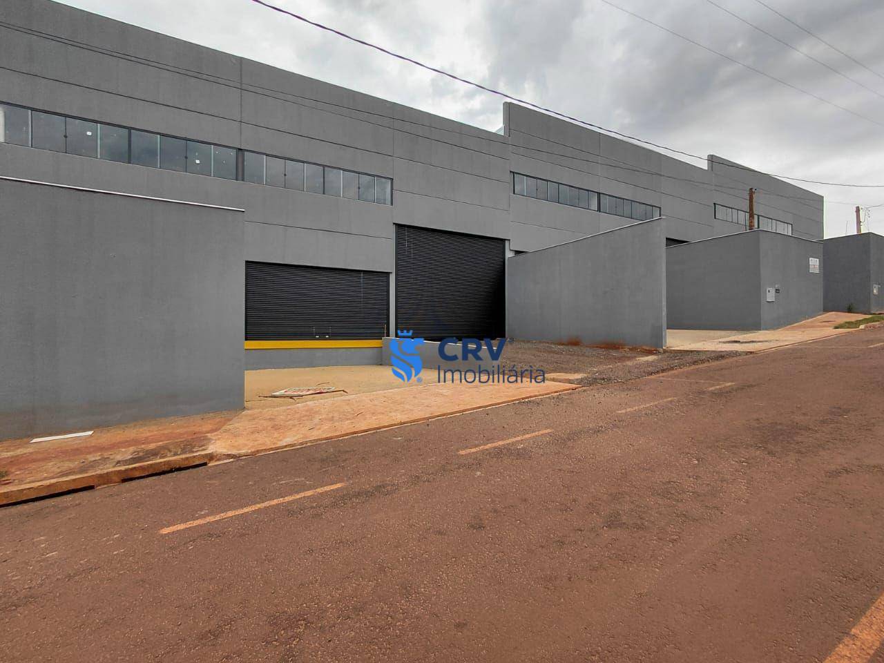 Depósito-Galpão, 2400 m² - Foto 1