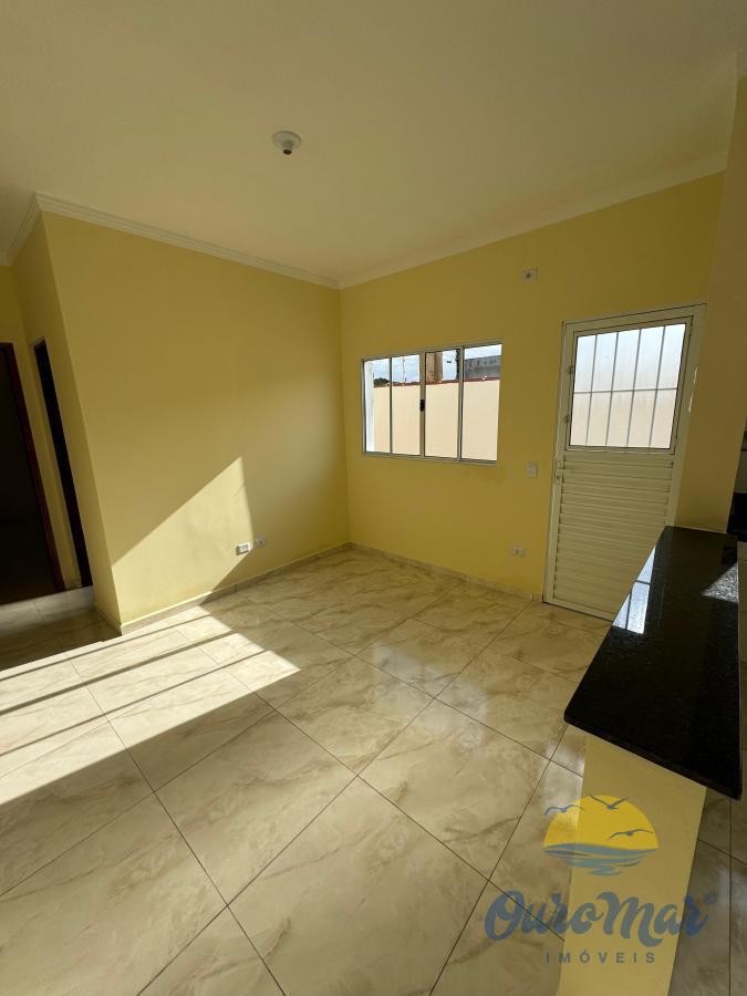 Casa à venda com 2 quartos, 57m² - Foto 14