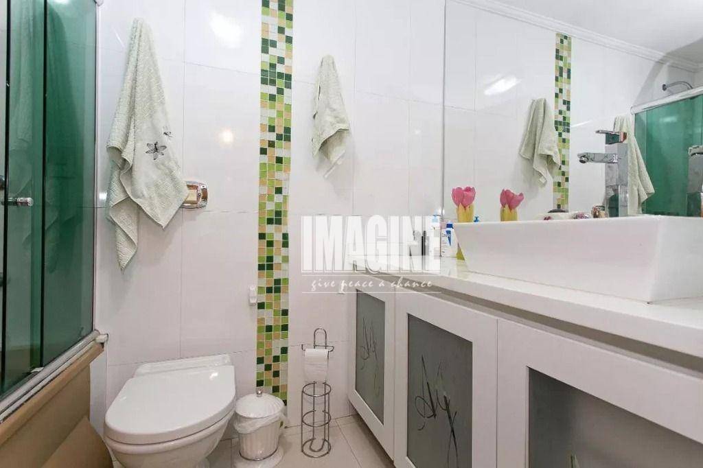 Apartamento à venda com 3 quartos, 107m² - Foto 13