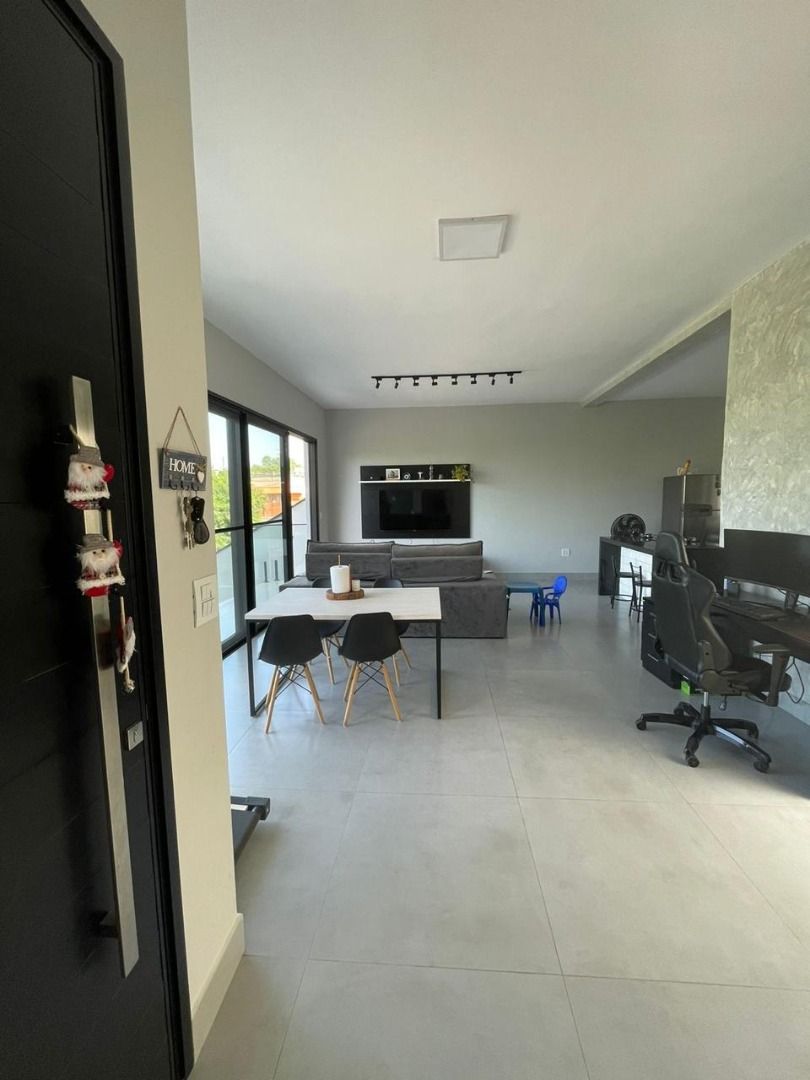 Casa à venda com 2 quartos, 210m² - Foto 5