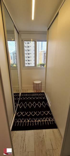 Apartamento à venda com 3 quartos, 70m² - Foto 2