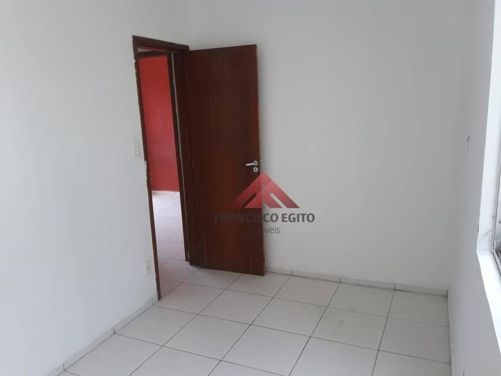 Apartamento à venda com 2 quartos, 42m² - Foto 6