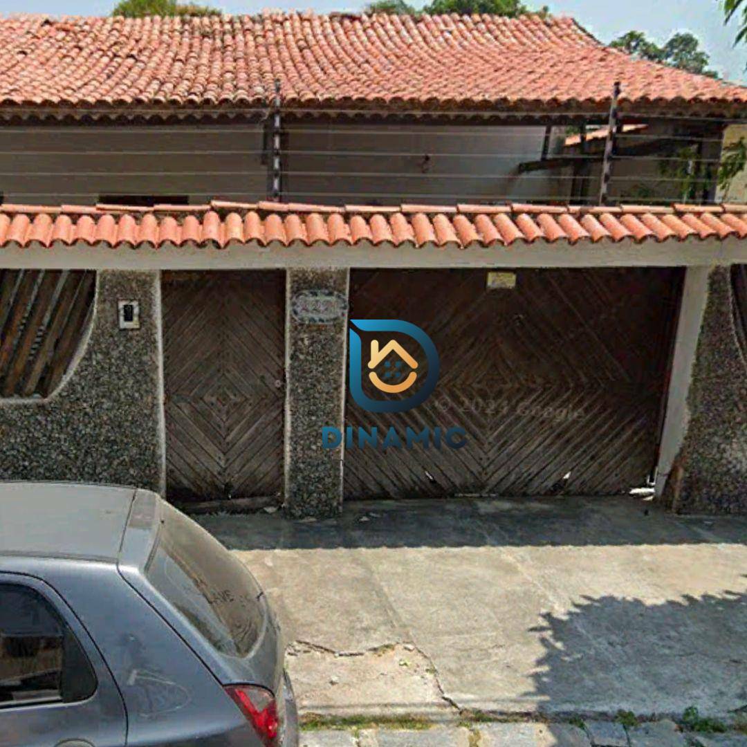 Casa à venda com 3 quartos, 520M2 - Foto 1