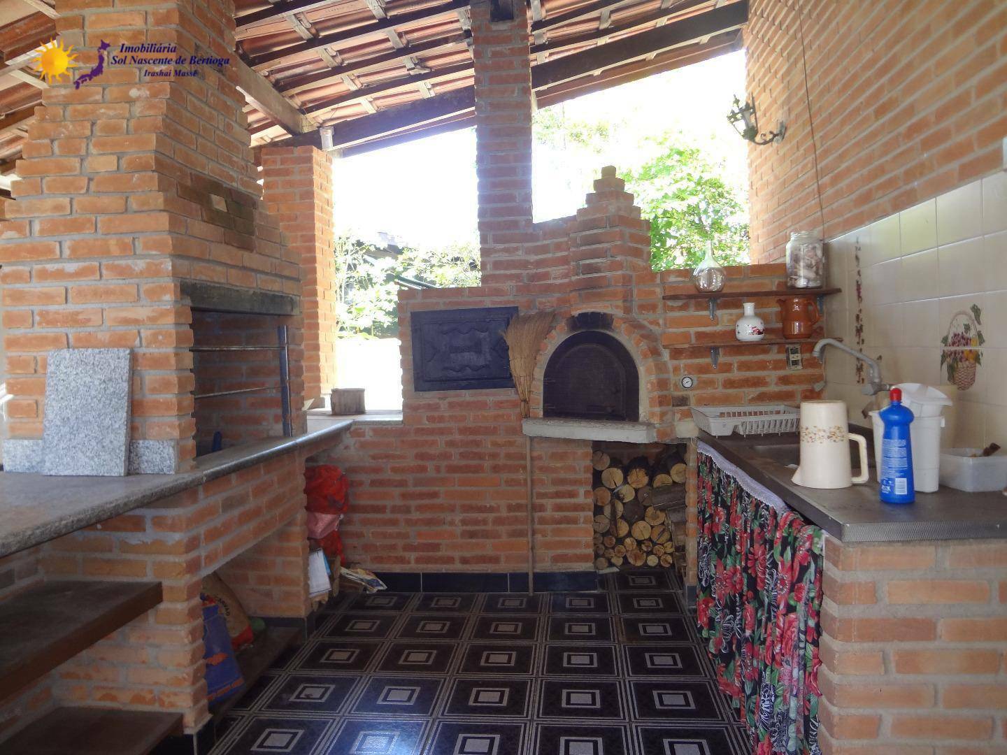 Casa à venda com 3 quartos, 200m² - Foto 11
