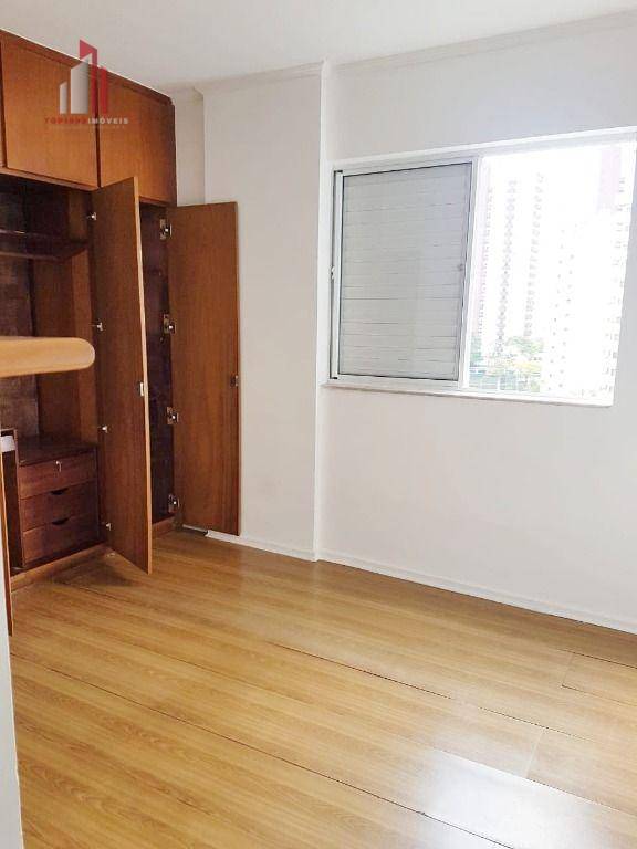 Apartamento à venda com 3 quartos, 80m² - Foto 4