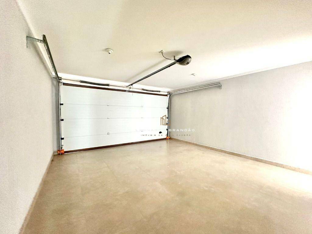 Casa de Condomínio à venda com 3 quartos, 236m² - Foto 22