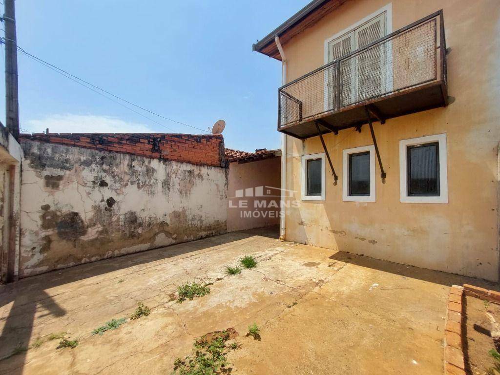 Casa à venda com 3 quartos, 153m² - Foto 2